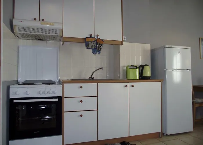 City Center Modern Single Floor Apartment